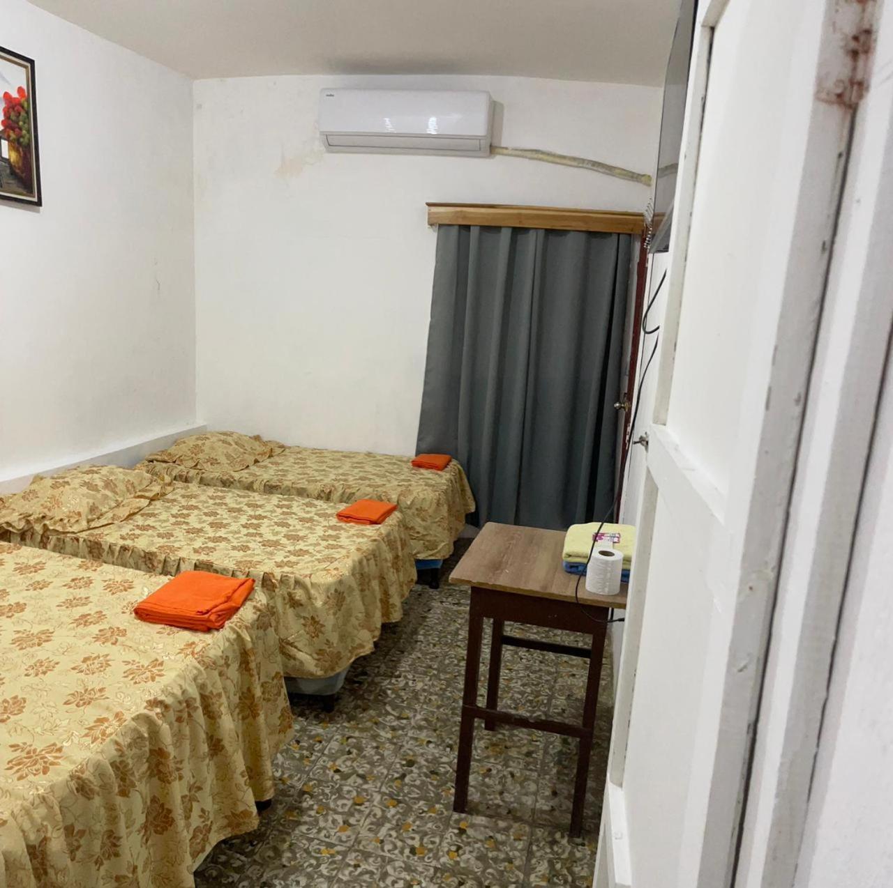 Hotel Villa Aurora Флорес Экстерьер фото